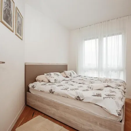 Browny Apartment *